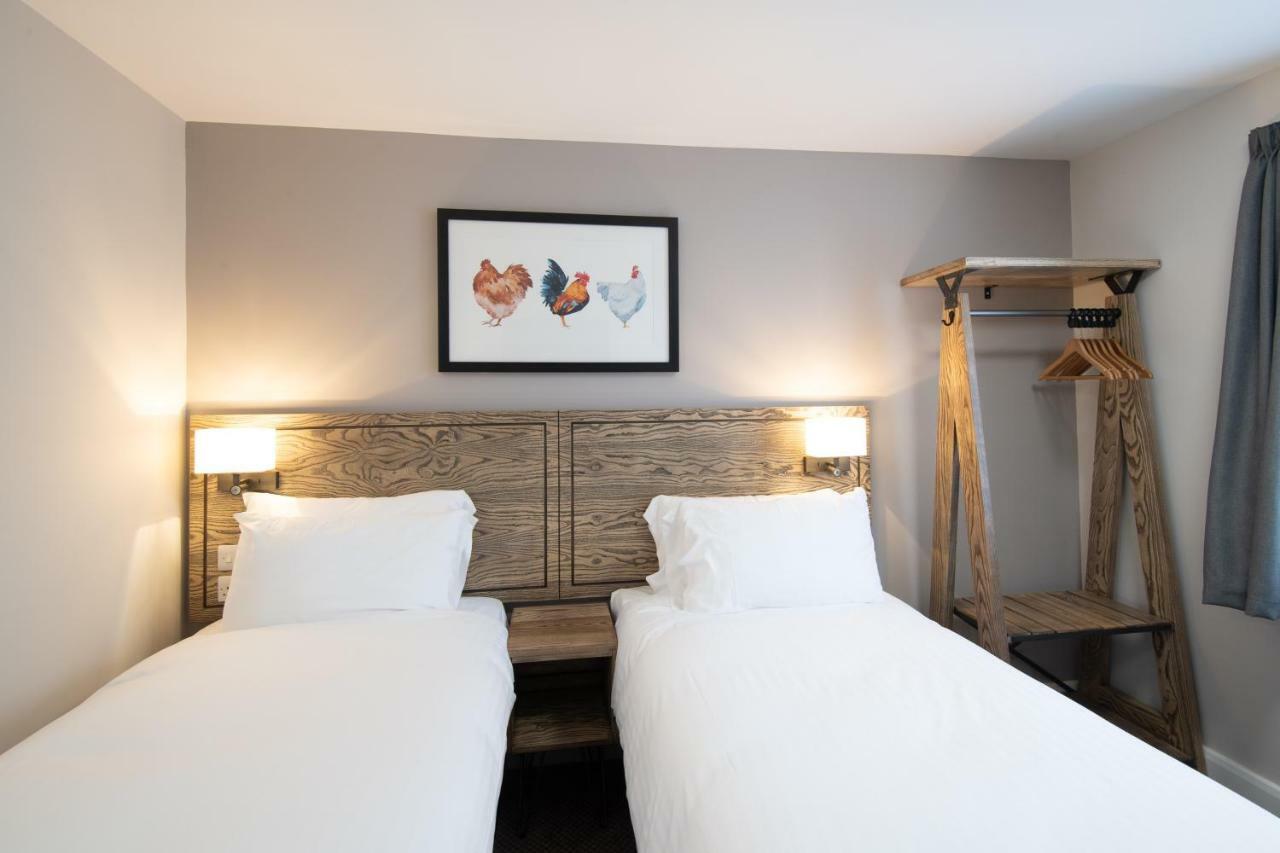 Paisley Pear, Brackley By Marston'S Inns Экстерьер фото